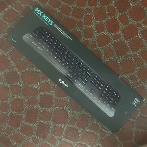 Logitech MX Keys for Windows, Mac, Linux, iOS, and android